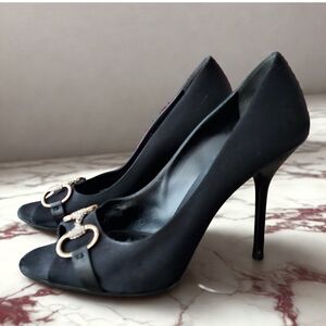 Gucci Black Satin Crystal Horsebit Peep-Toe Pumps | Size 9.5 | 4.5” Heel